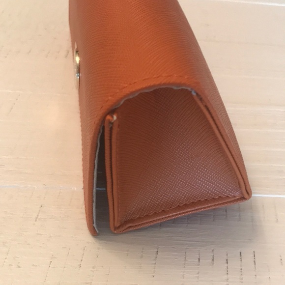 Tory Burch Sunglasses Case & Bag😎 - Picture 5 of 8